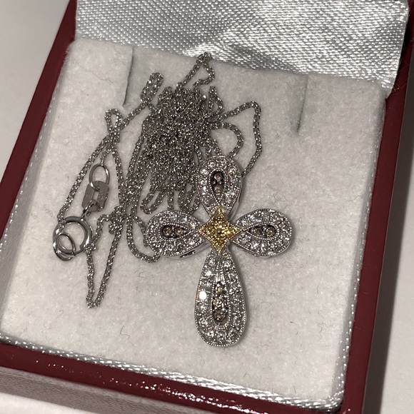 Solid 14K White Gold Natural Diamond Colors Religious Cross Pendant Necklace - Picture 8 of 17